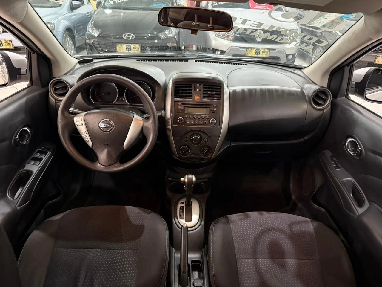 NISSAN VERSA