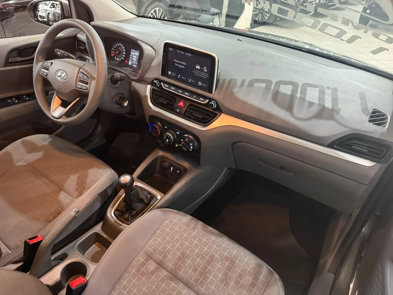 HYUNDAI HB20