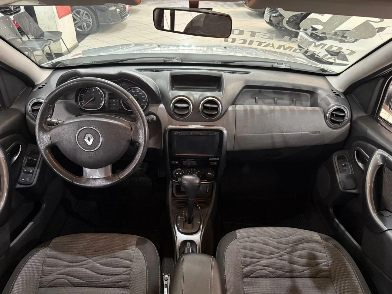 RENAULT DUSTER