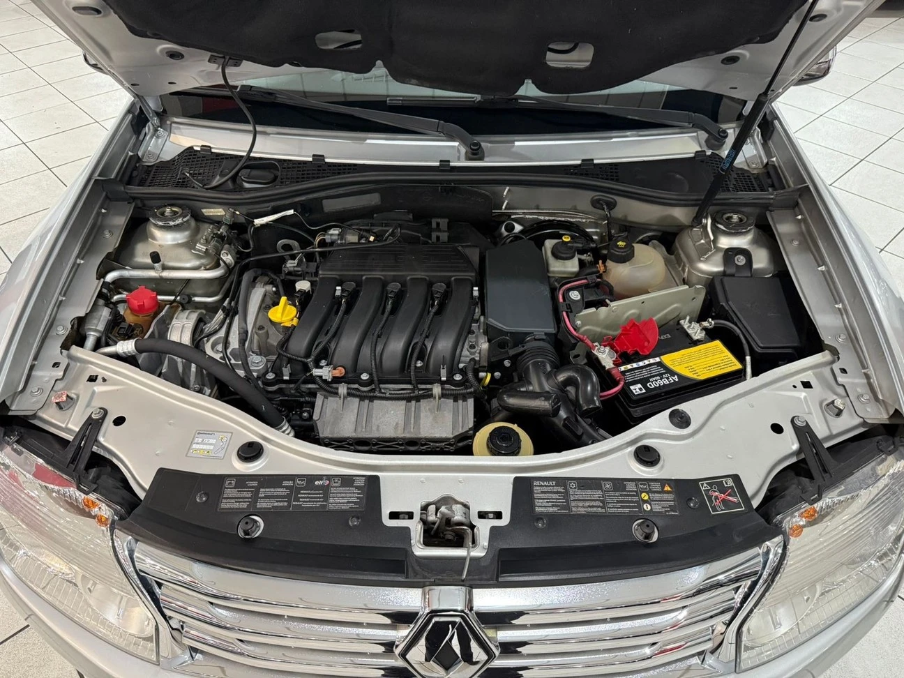 RENAULT DUSTER