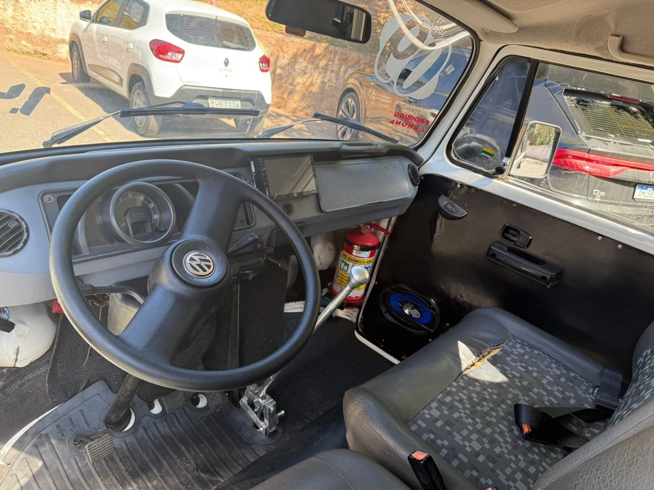 VOLKSWAGEN KOMBI