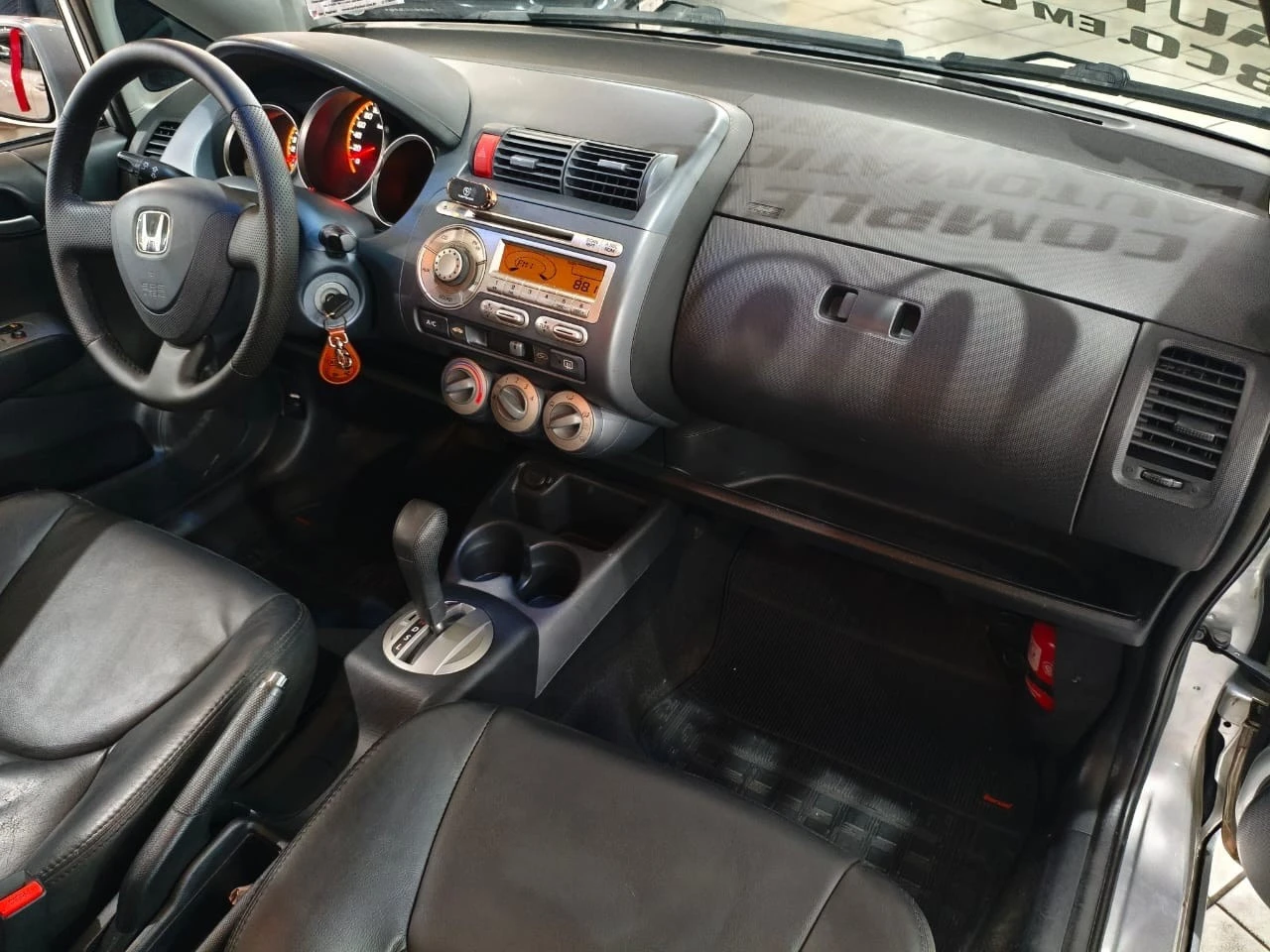 HONDA FIT