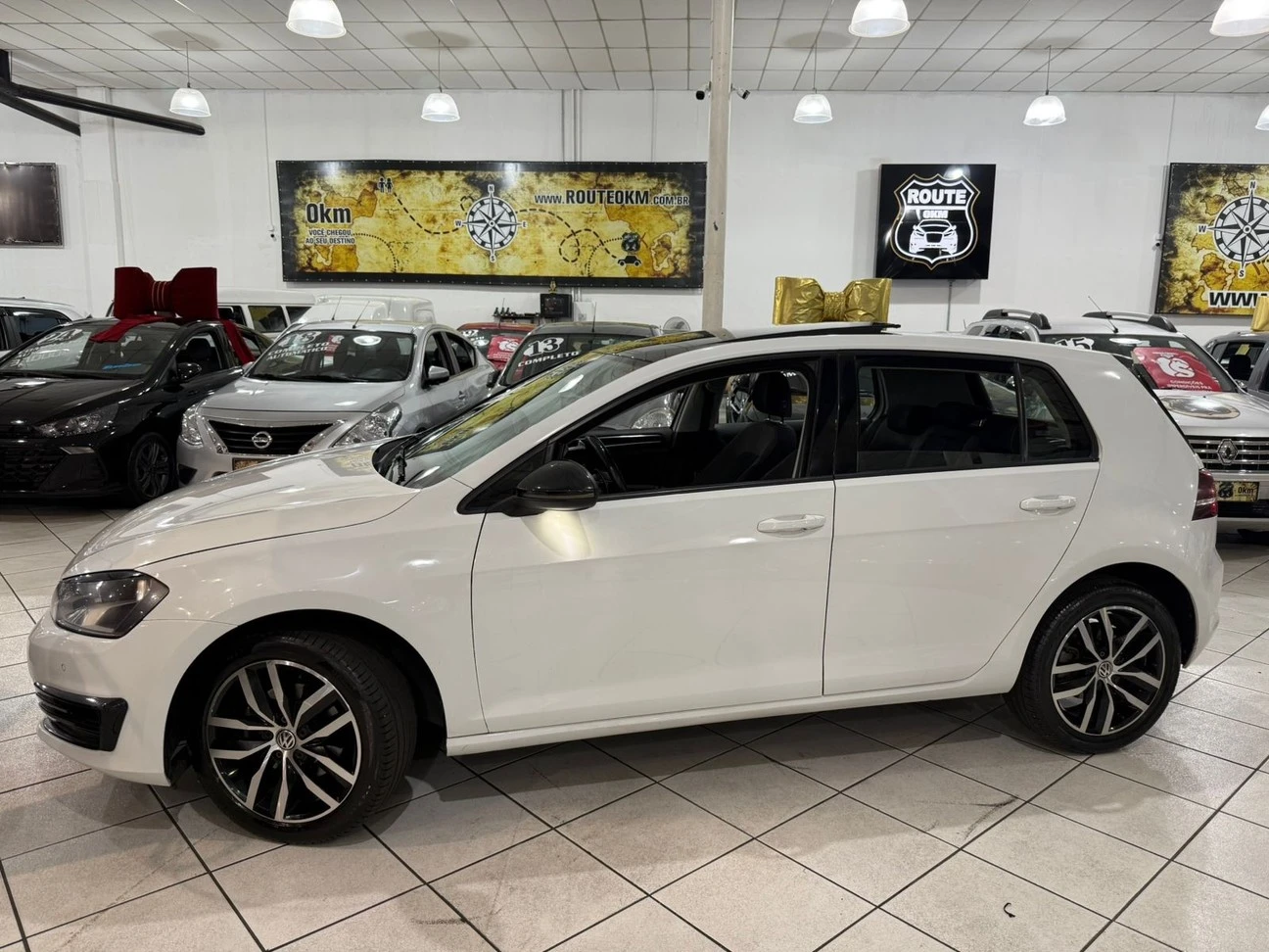 VOLKSWAGEN GOLF