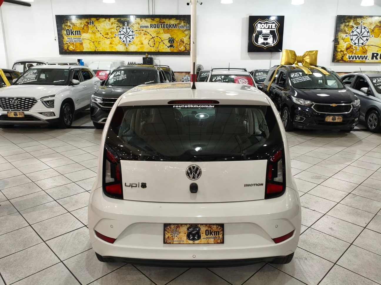VOLKSWAGEN UP