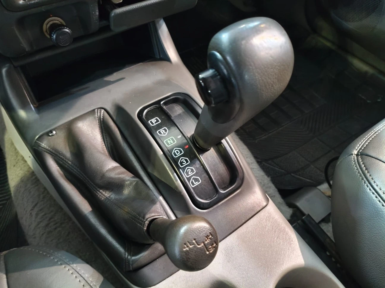 MITSUBISHI PAJERO SPORT