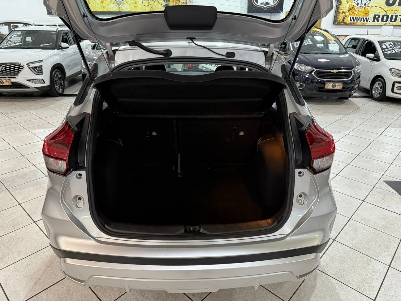 NISSAN KICKS