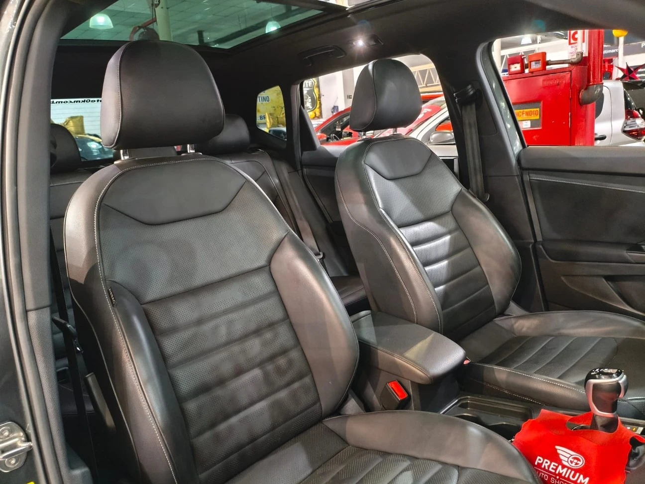 VOLKSWAGEN TAOS