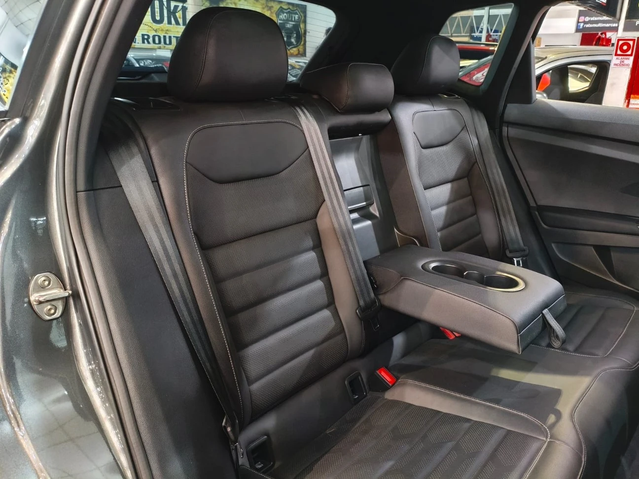 VOLKSWAGEN TAOS