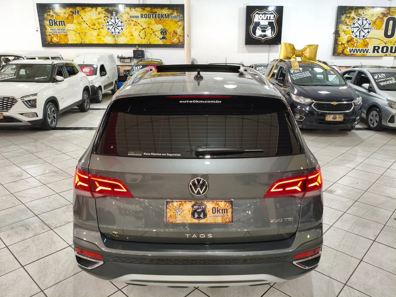 VOLKSWAGEN TAOS