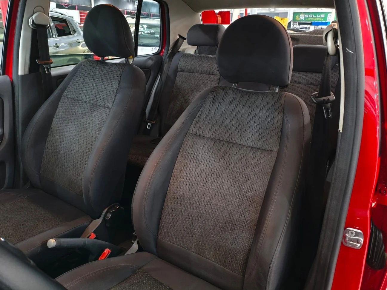 VOLKSWAGEN FOX