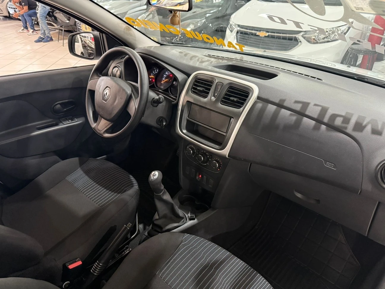 RENAULT SANDERO