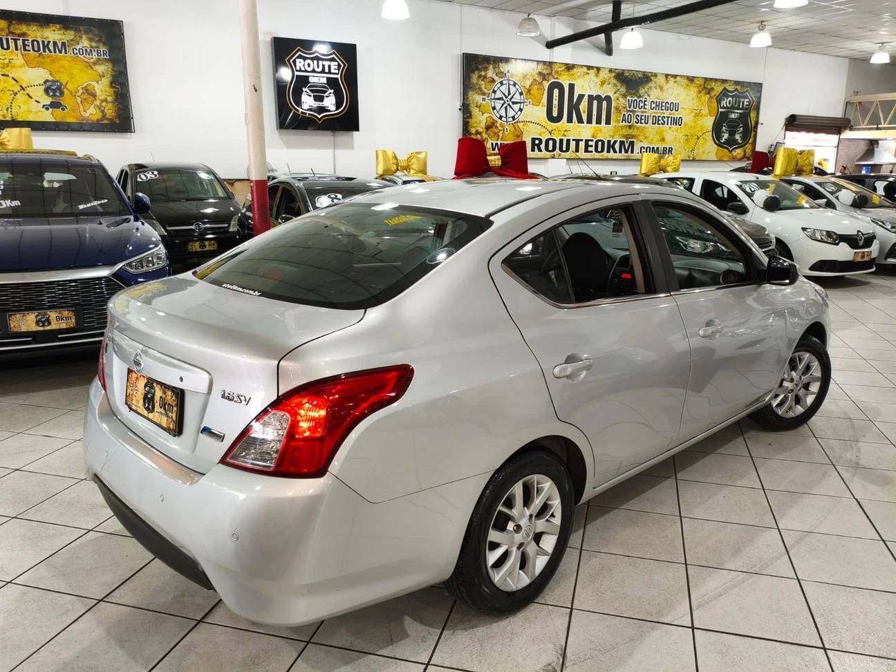 NISSAN VERSA