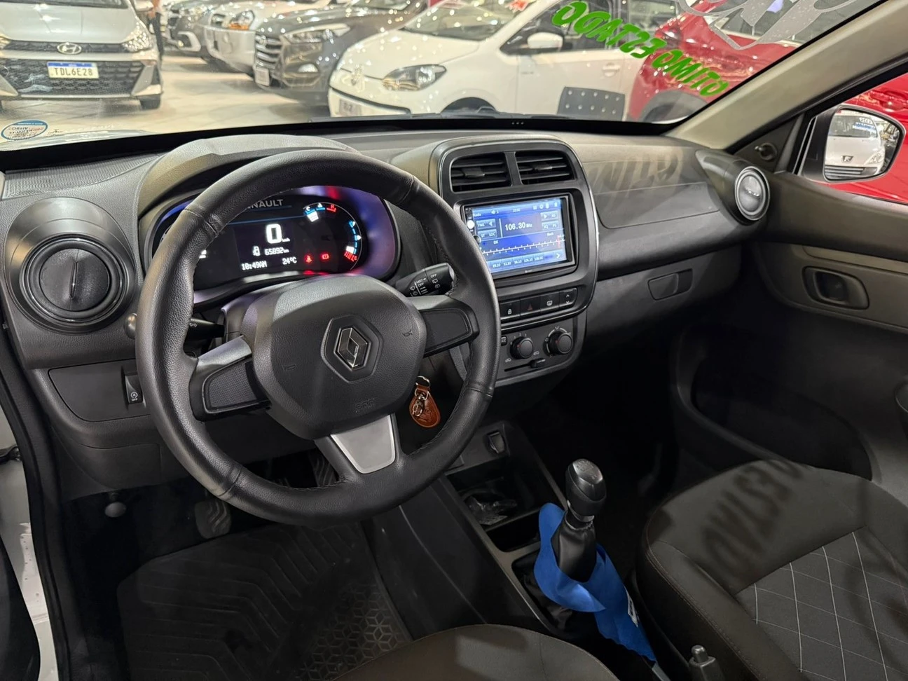 RENAULT KWID