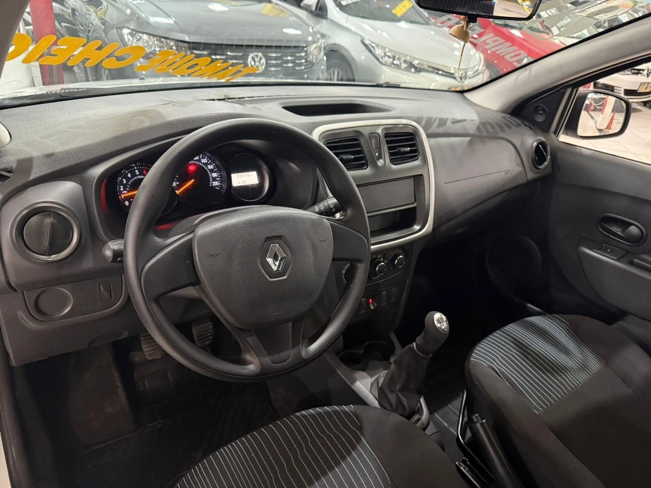RENAULT SANDERO