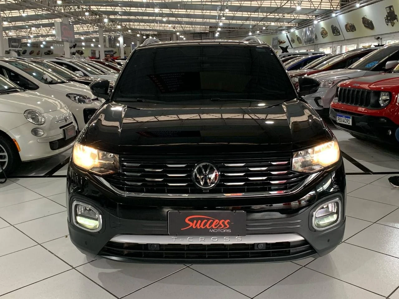 VOLKSWAGEN T-CROSS