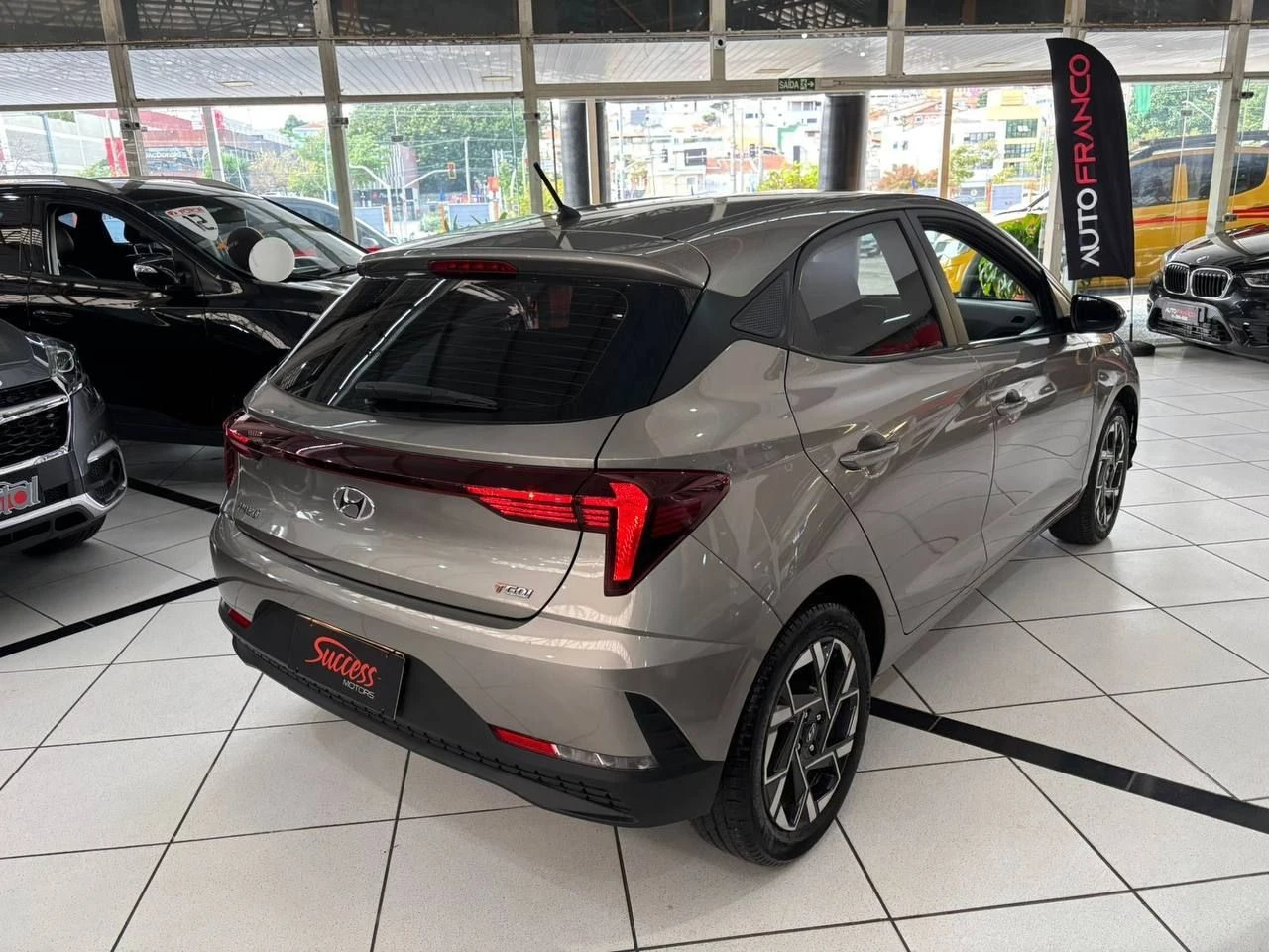 HYUNDAI HB20