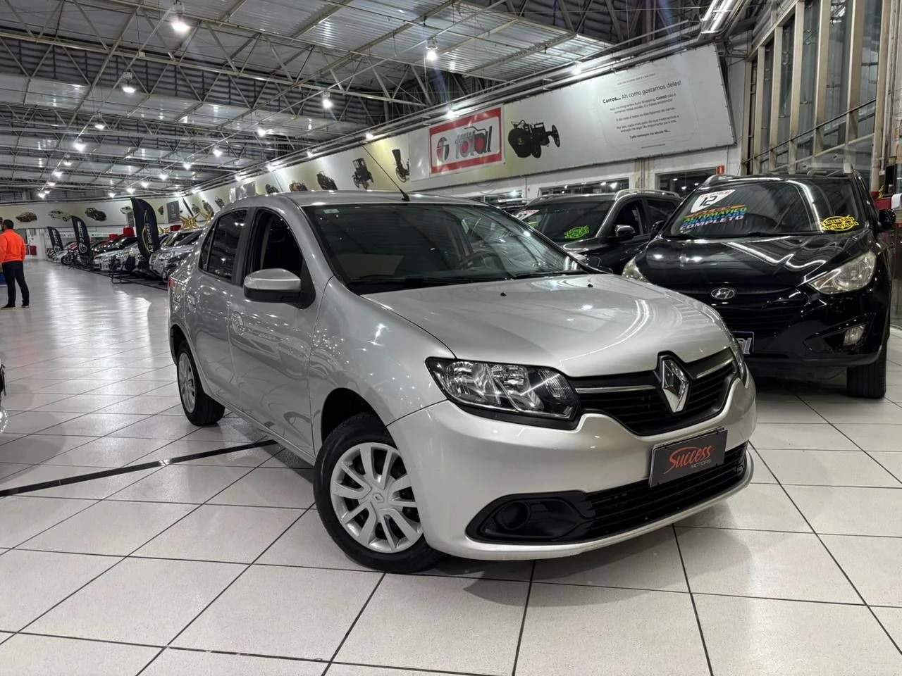 RENAULT LOGAN