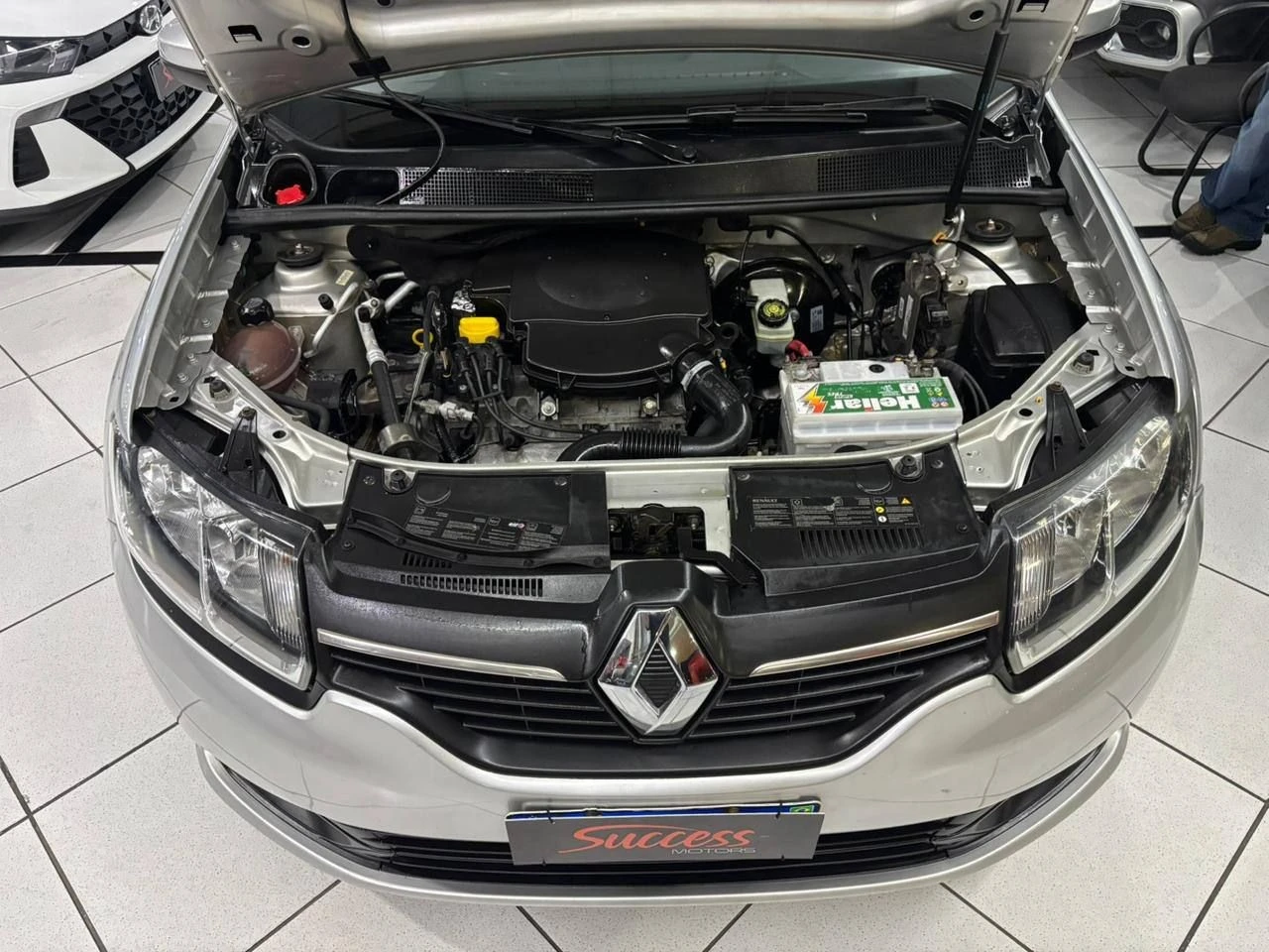 RENAULT LOGAN