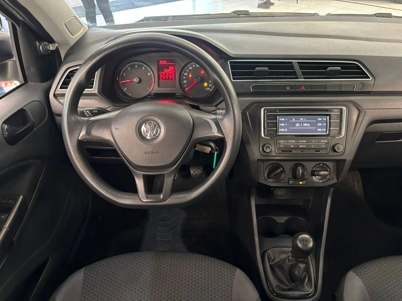 VOLKSWAGEN VOYAGE