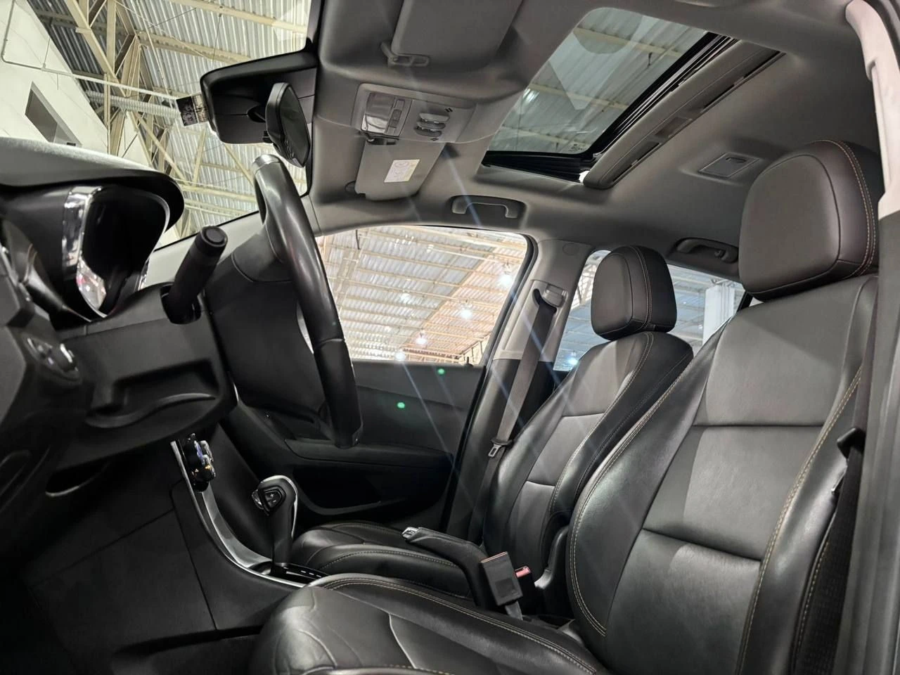 CHEVROLET TRACKER