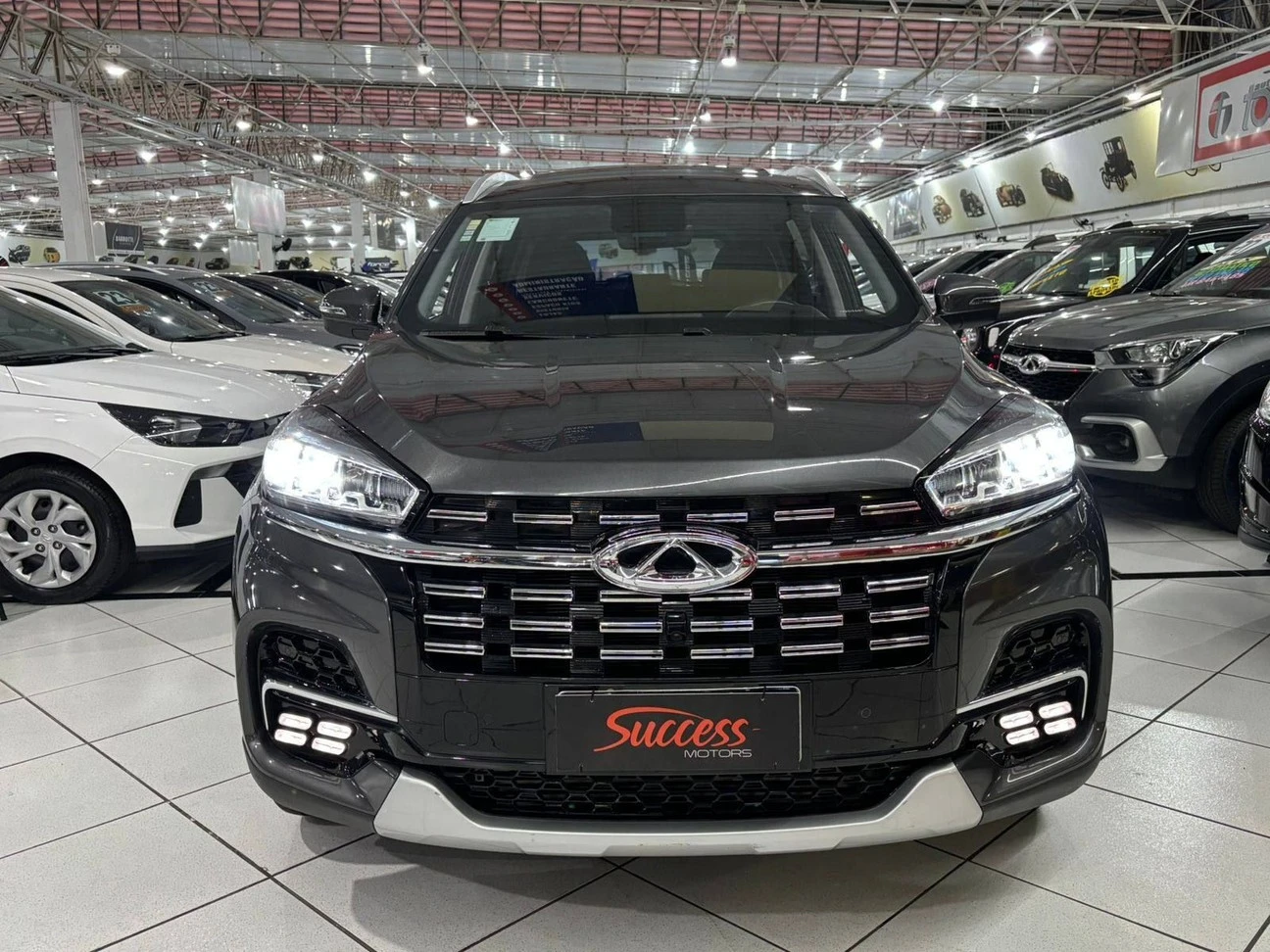 CHERY TIGGO 8