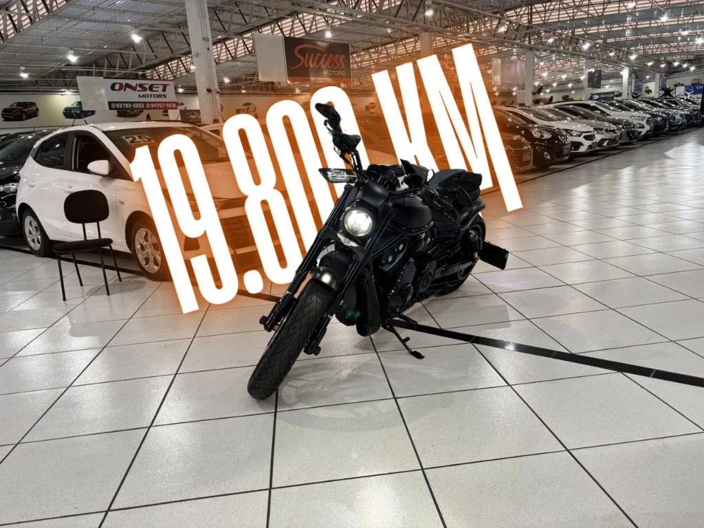 HARLEY-DAVIDSON V ROD 10TH ANNIVERSARY EDITION