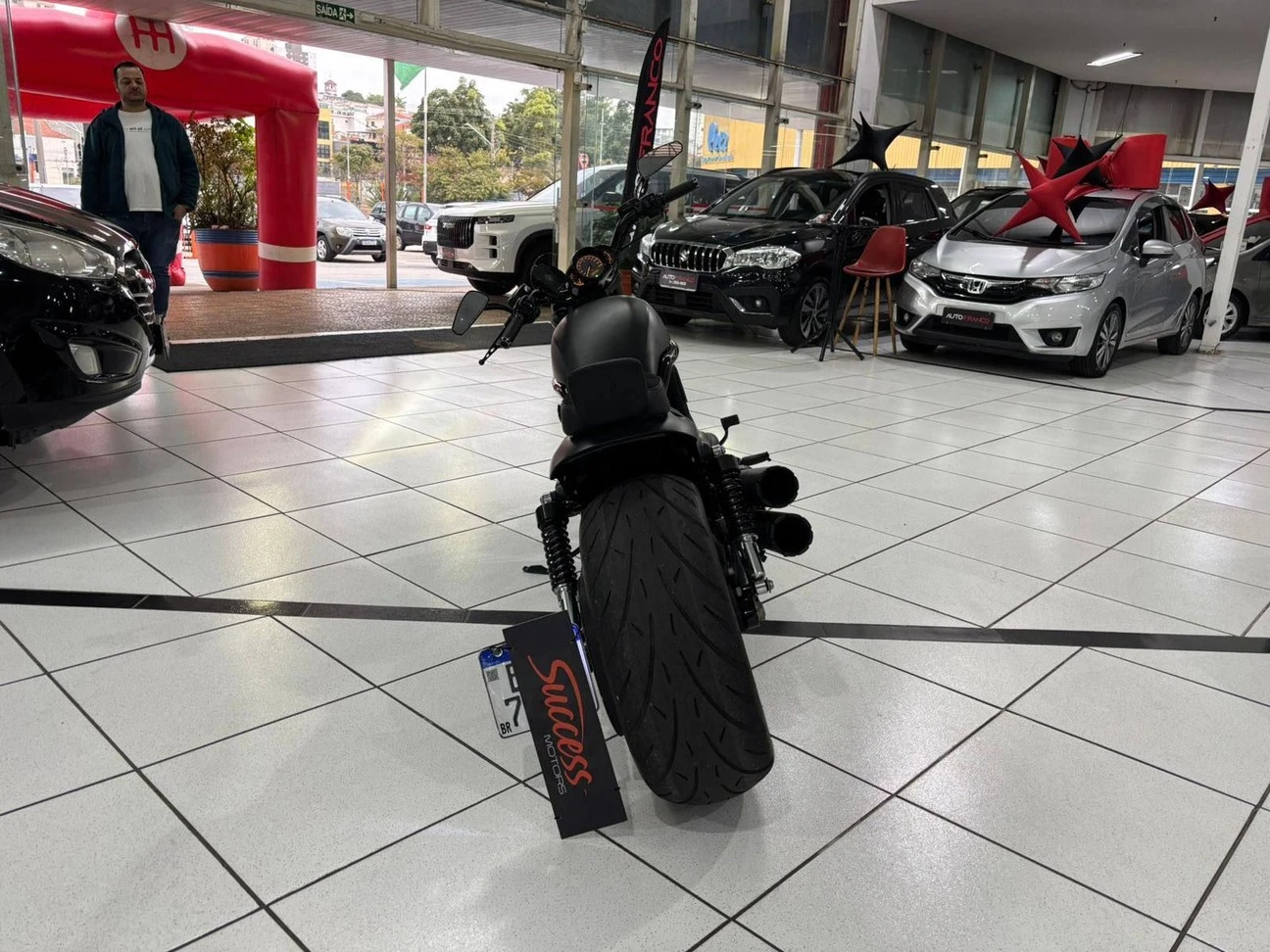 HARLEY-DAVIDSON V ROD 10TH ANNIVERSARY EDITION