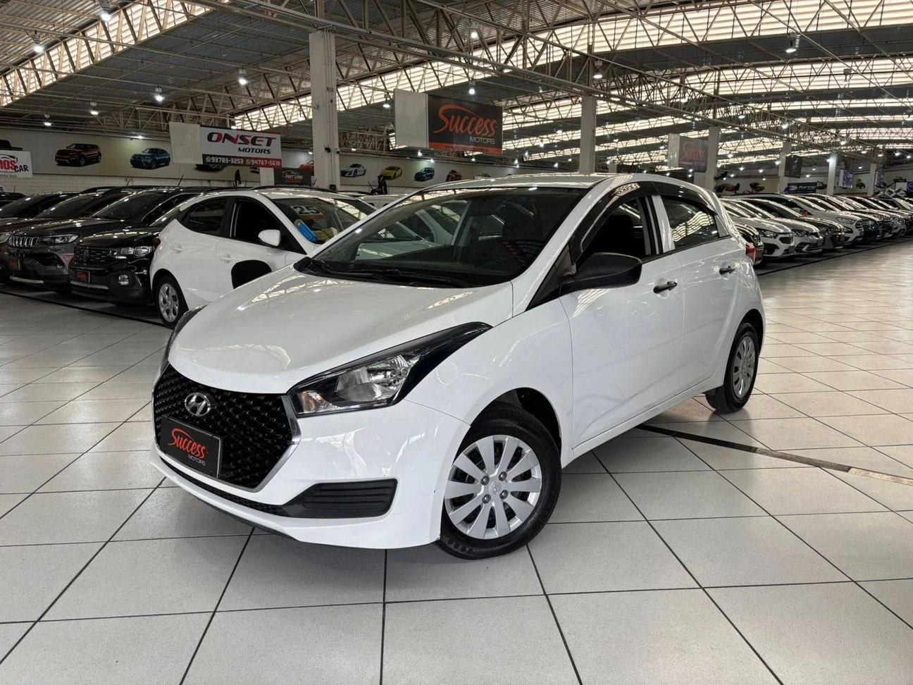 HYUNDAI HB20
