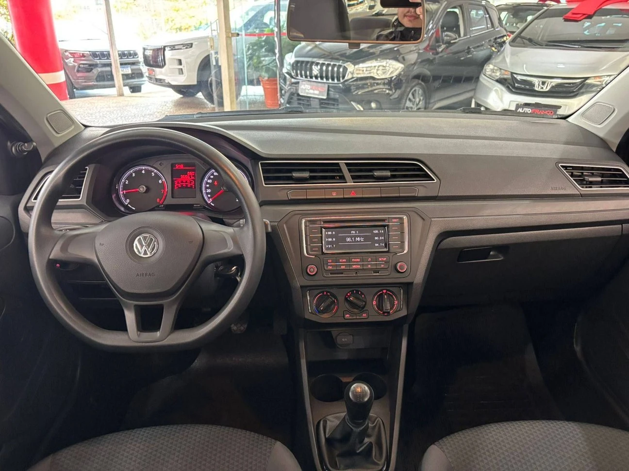 VOLKSWAGEN VOYAGE