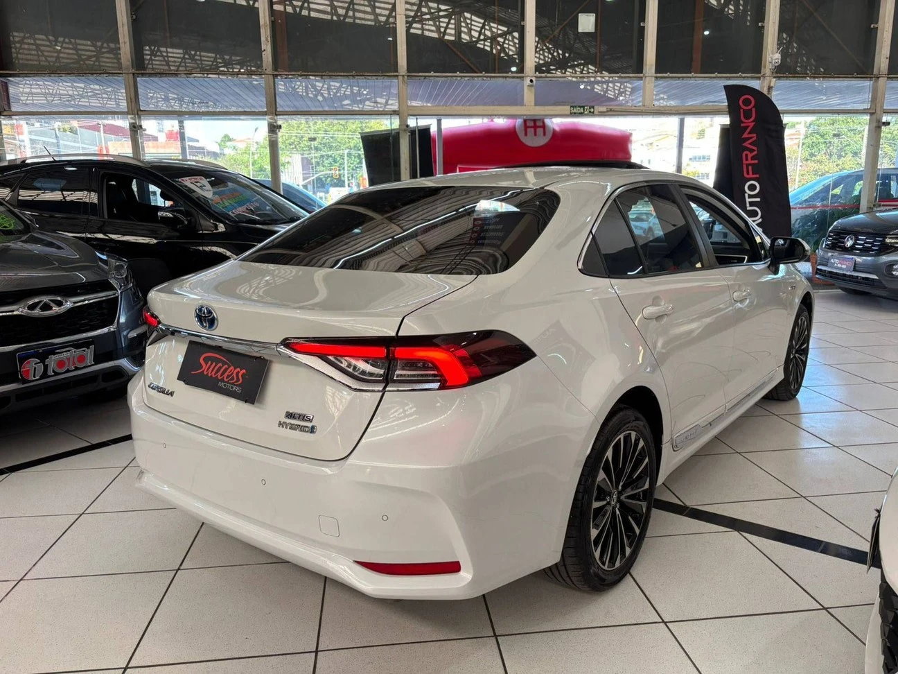 TOYOTA COROLLA