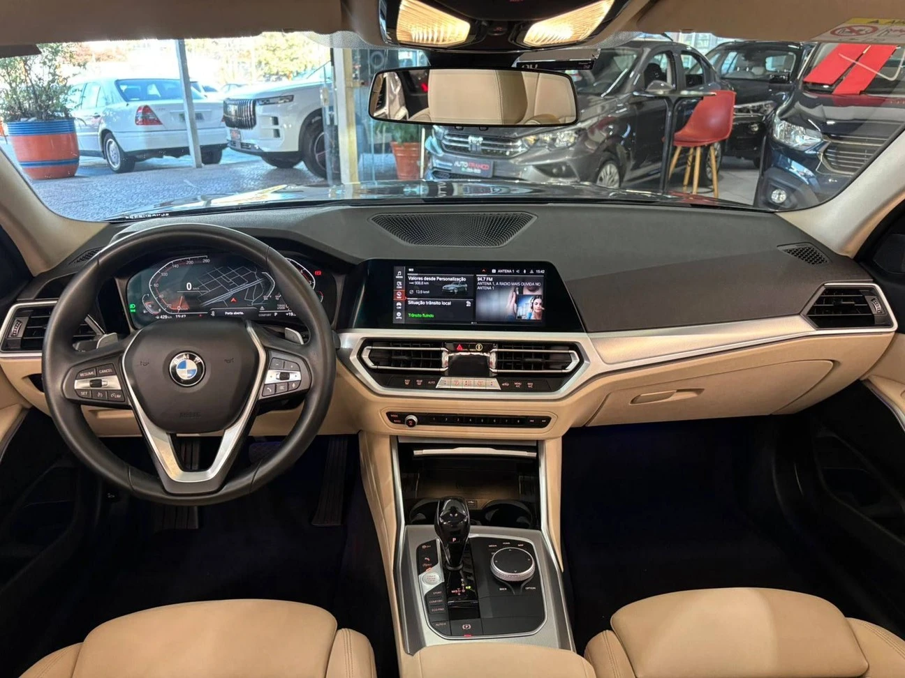 BMW 320I
