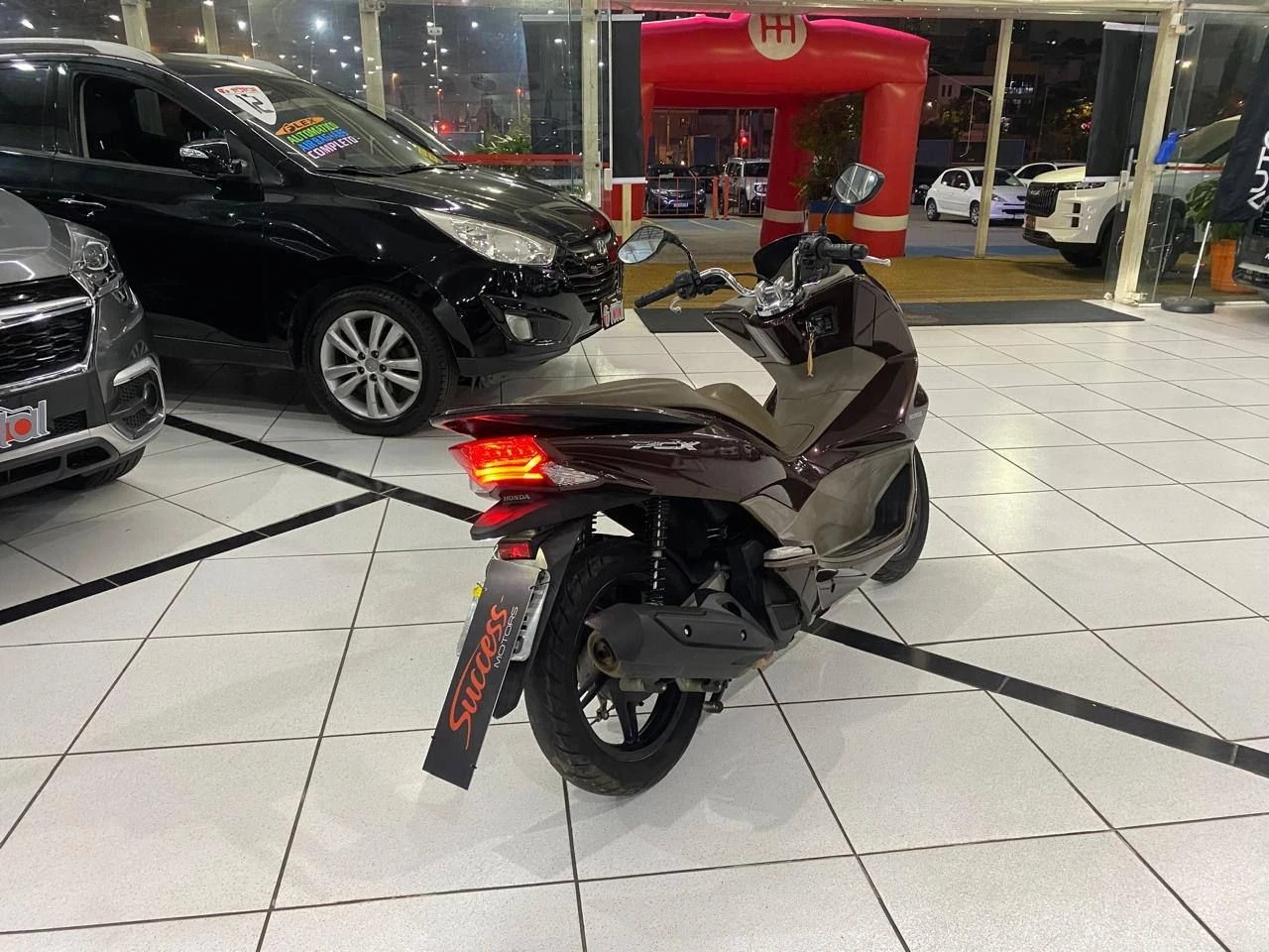 HONDA PCX DLX