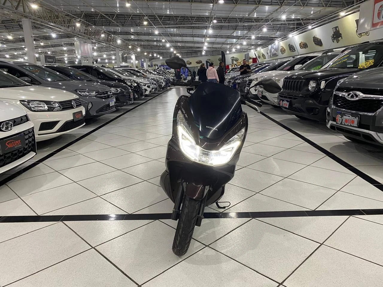 HONDA PCX DLX
