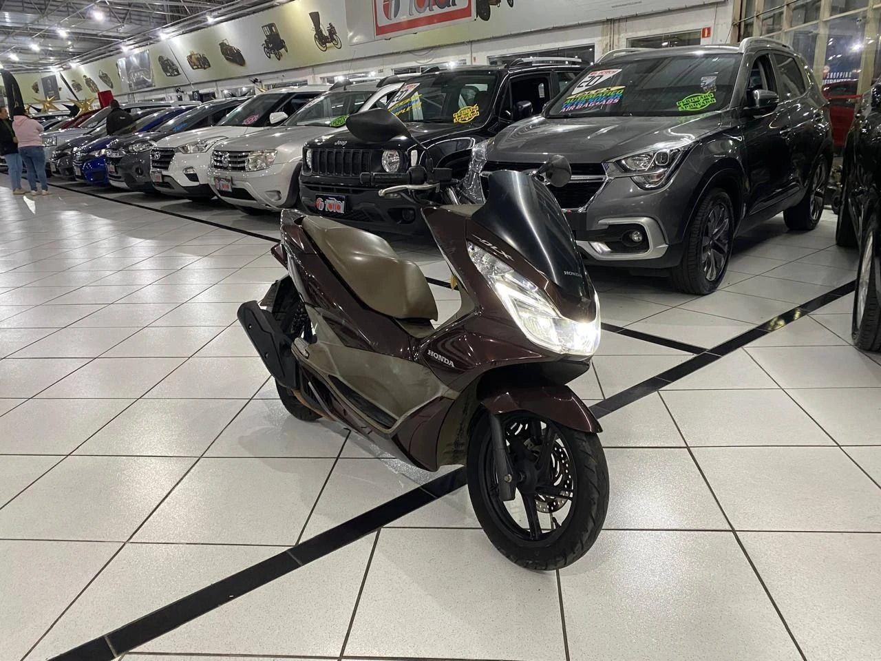 HONDA PCX DLX