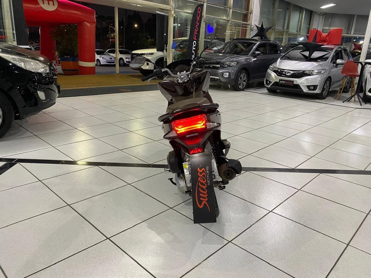 HONDA PCX DLX