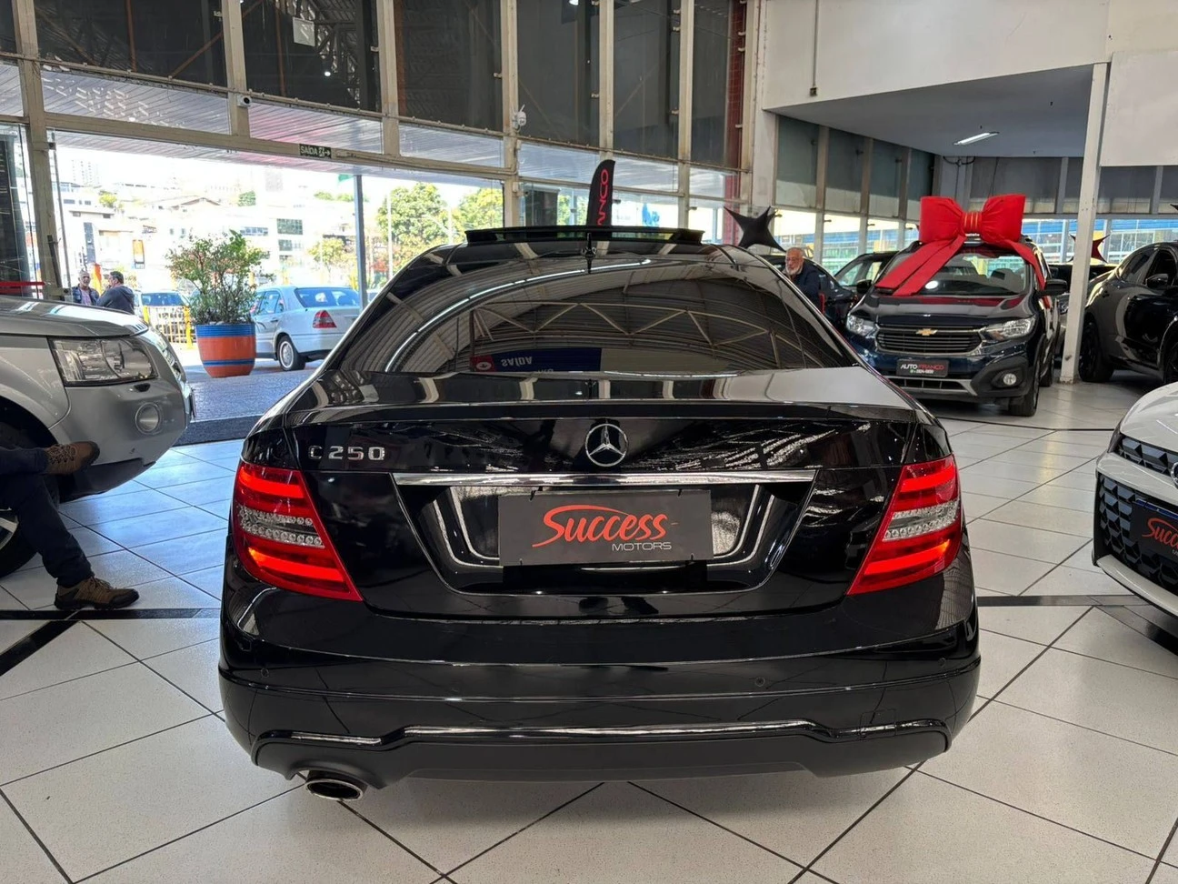 MERCEDES-BENZ C 250