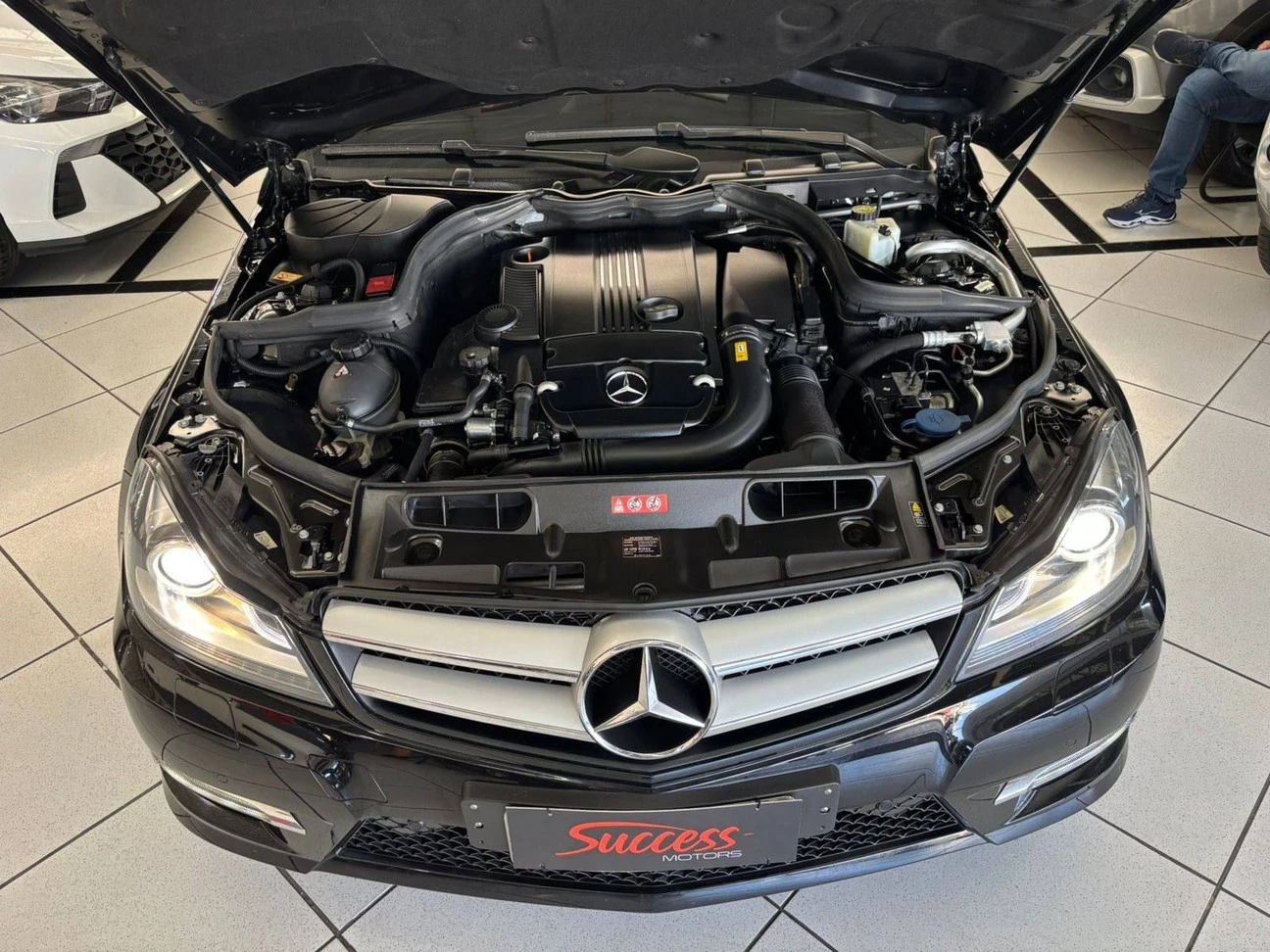 MERCEDES-BENZ C 250