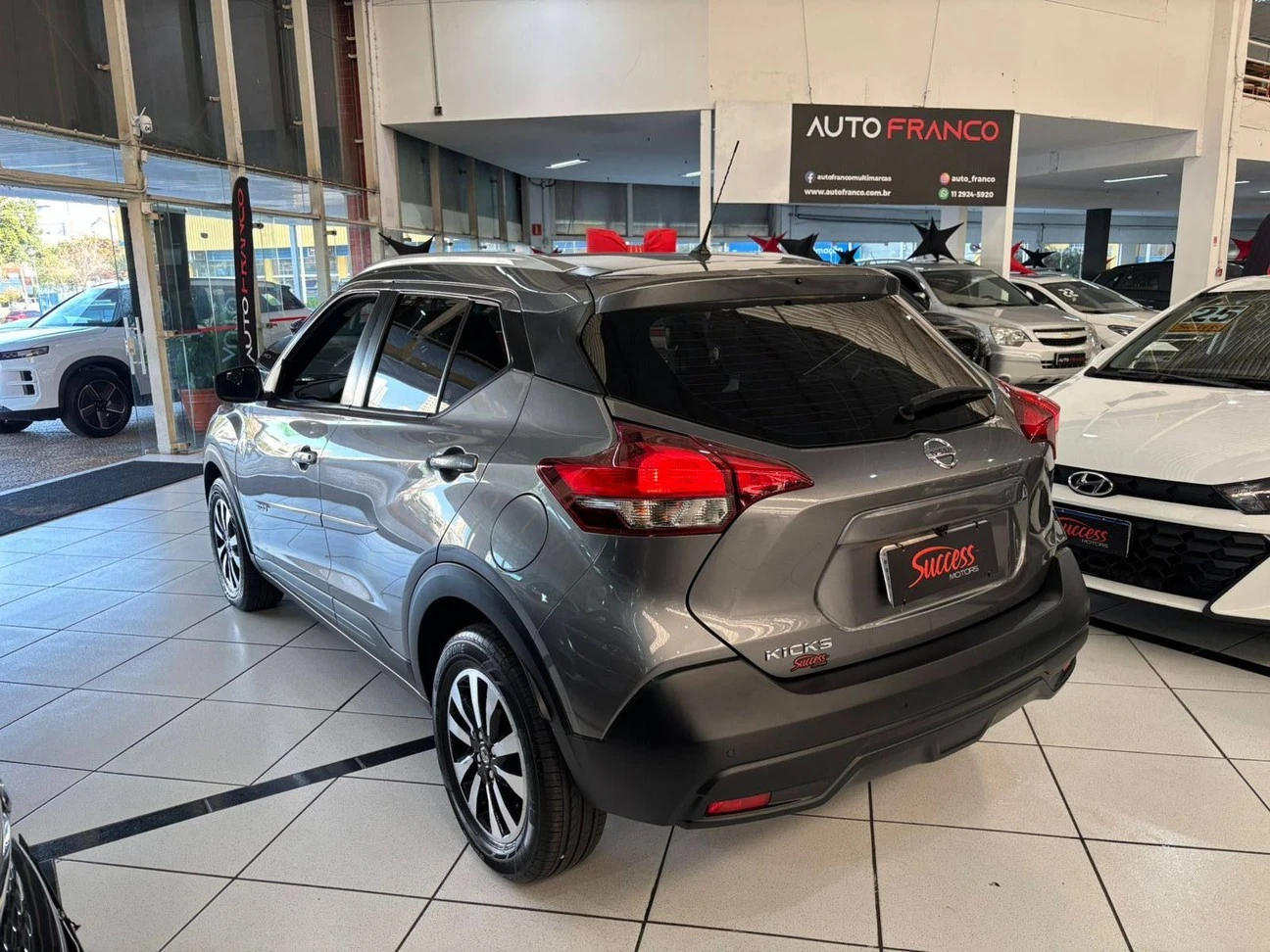 NISSAN KICKS