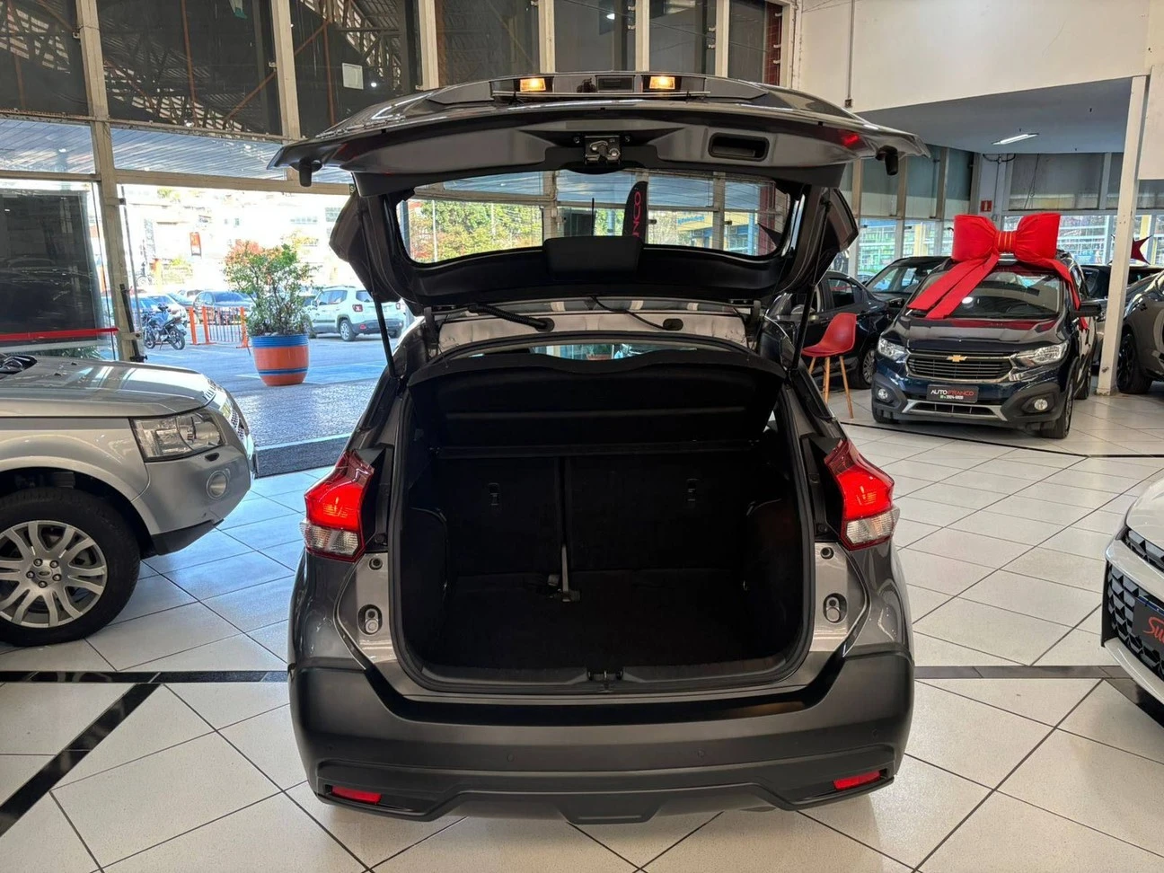 NISSAN KICKS