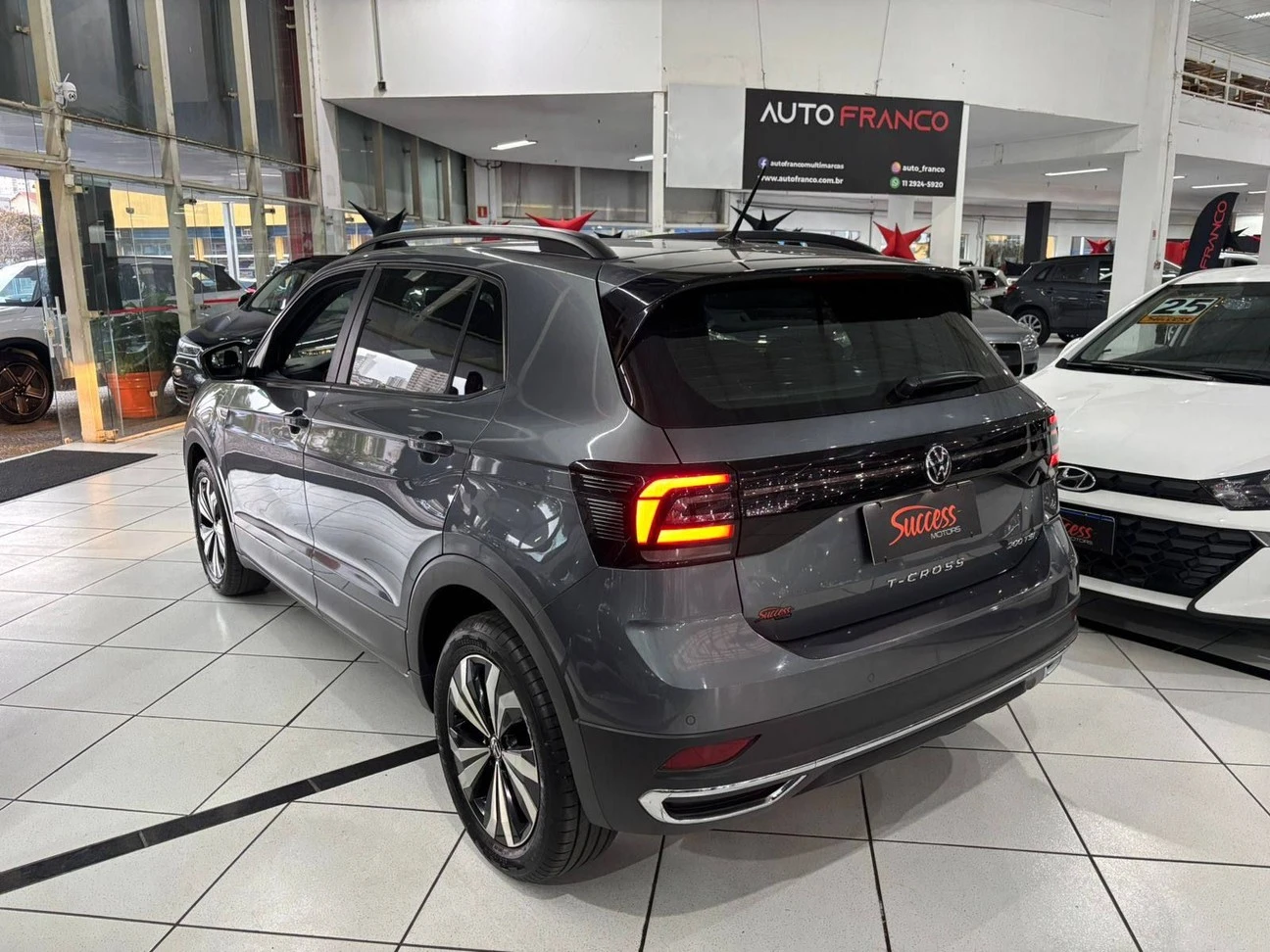 VOLKSWAGEN T-CROSS