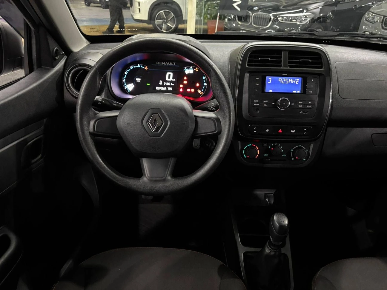 RENAULT KWID
