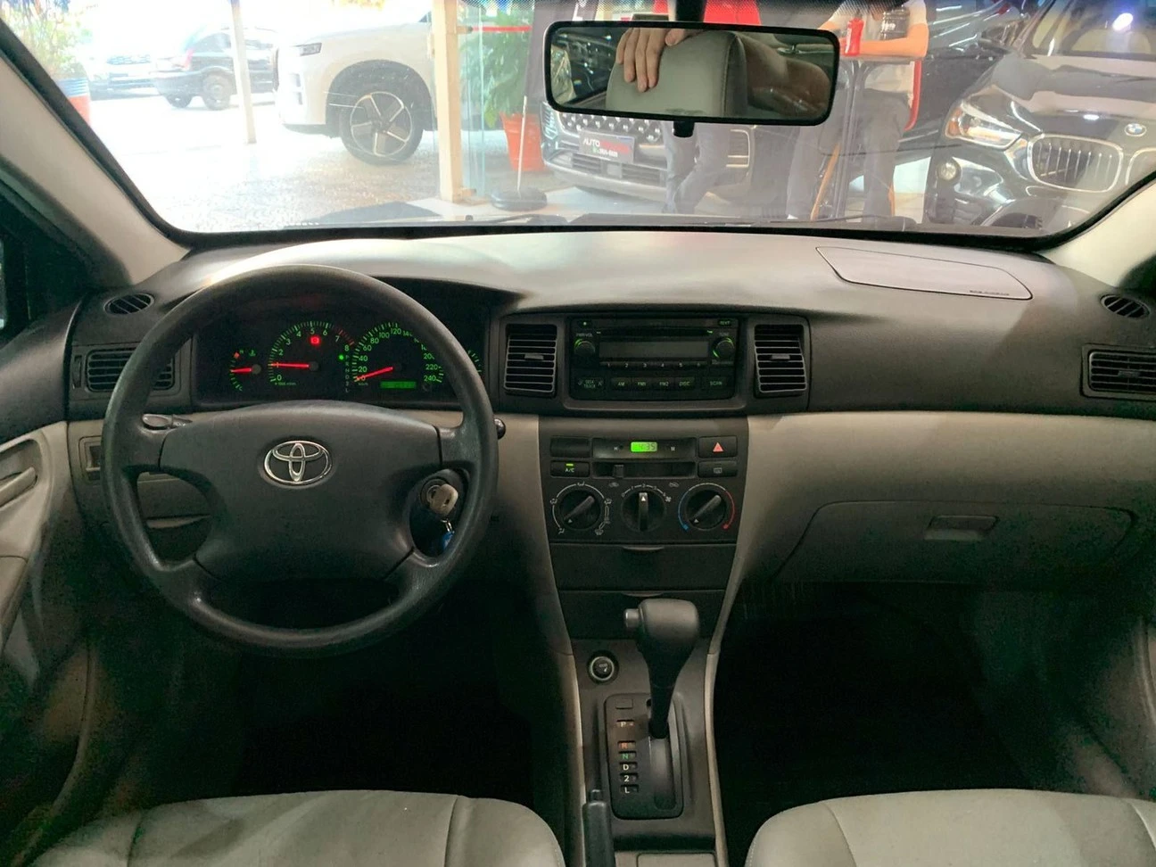 TOYOTA COROLLA