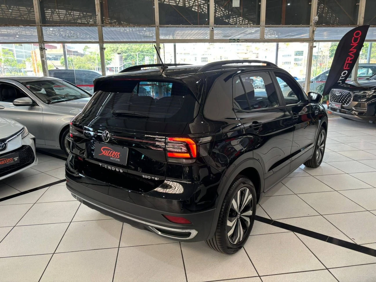 VOLKSWAGEN T-CROSS
