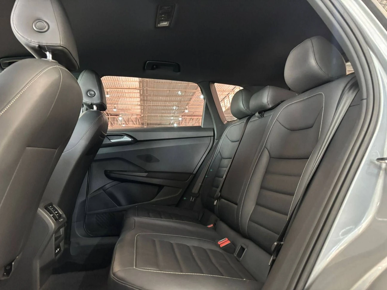 VOLKSWAGEN TAOS