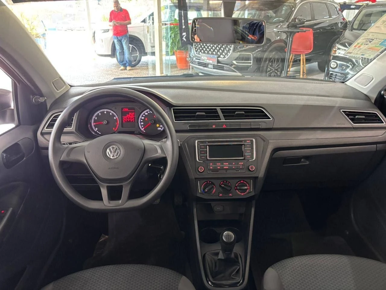 VOLKSWAGEN VOYAGE