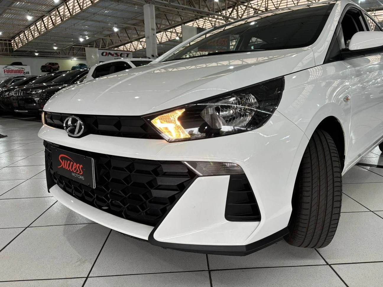 HYUNDAI HB20