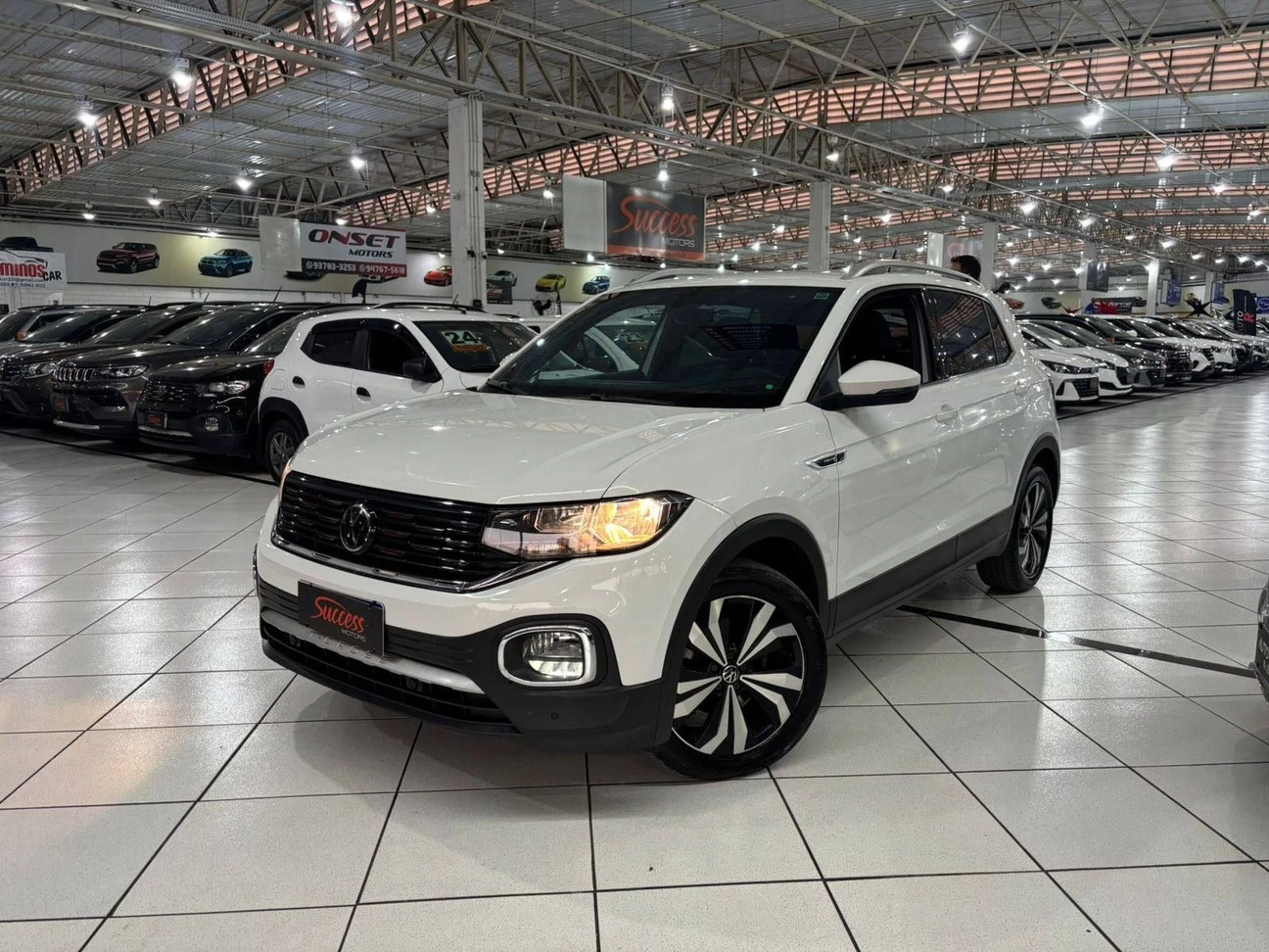 VOLKSWAGEN T-CROSS