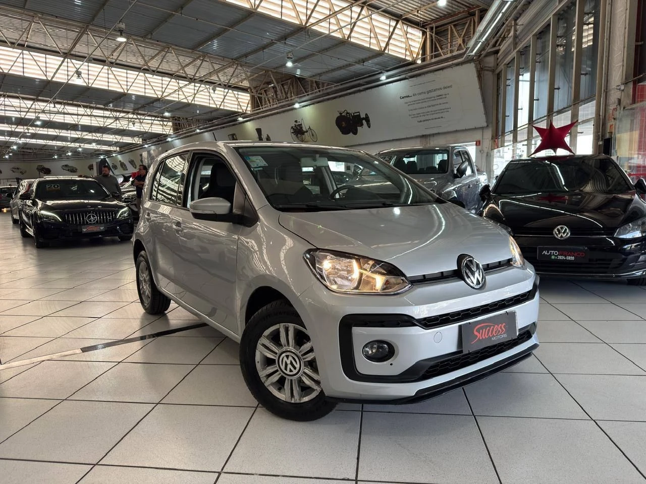 VOLKSWAGEN UP