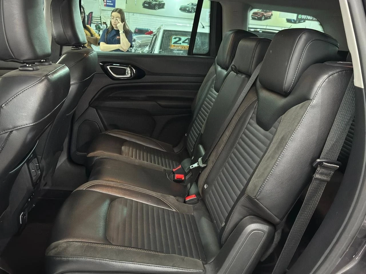 JEEP COMMANDER