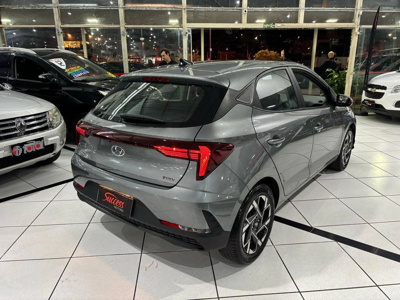 HYUNDAI HB20